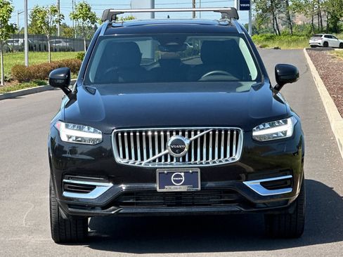 Used 2023 Volvo XC90 T8 Plus w/ Protection Package Premier AWD/4WD image 8
