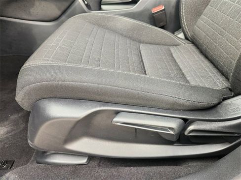 Certified 2023 Honda HR-V LX image 30