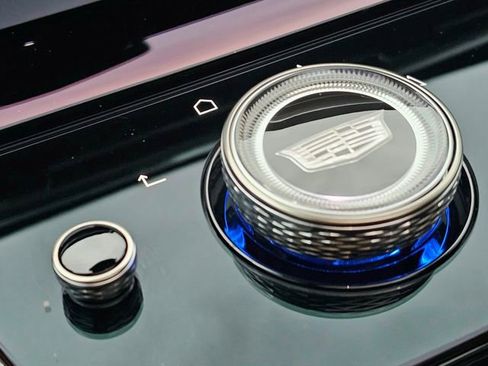 Used 2025 Cadillac Escalade Premium Luxury w/ Touring Package image 45