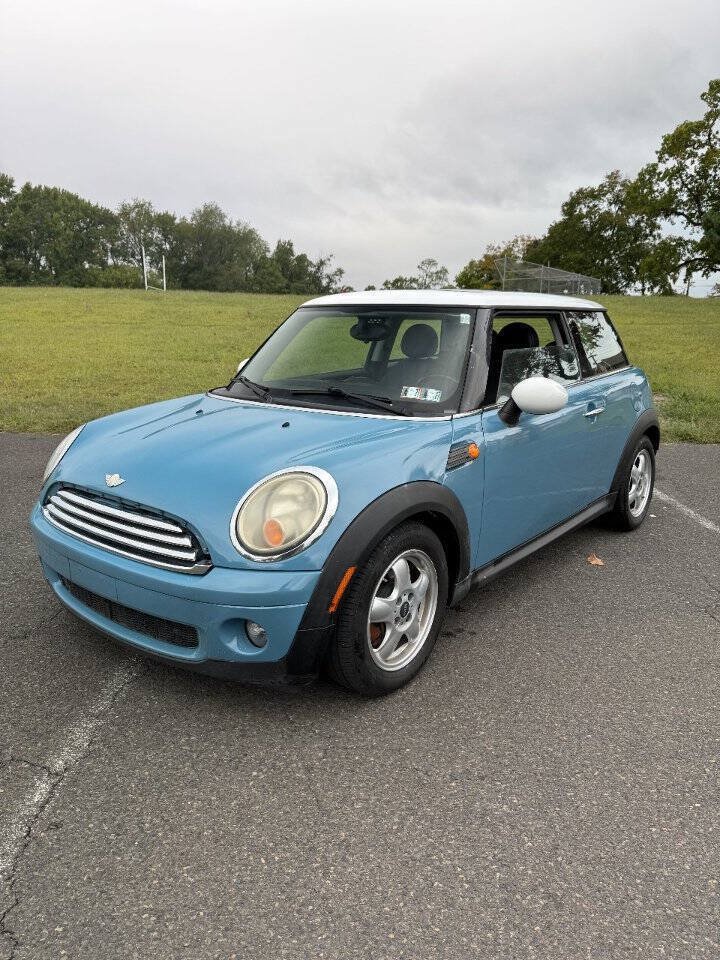 Used 2009 MINI Cooper Hardtop w/ Premium Pkg FWD image 3