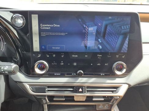 Used 2024 Lexus RX 350 Premium w/ Accessory Package (Z1) image 10