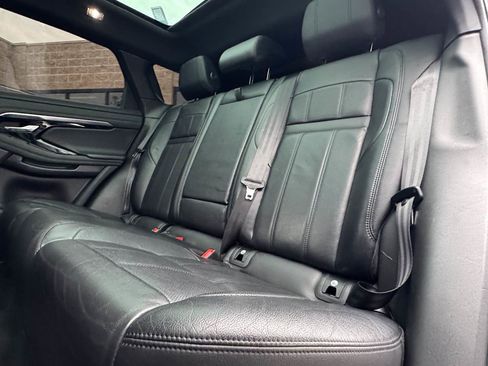 Used 2020 Land Rover Range Rover Evoque SE image 43