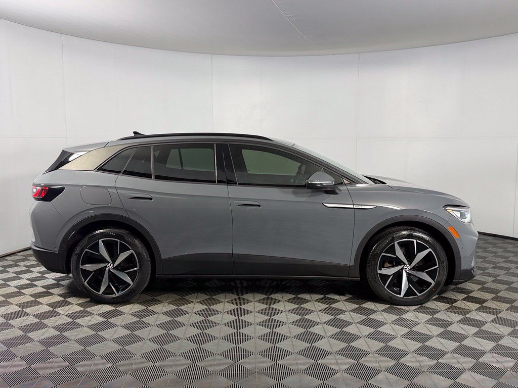 Used 2023 Volkswagen ID.4 Pro S RWD image 3