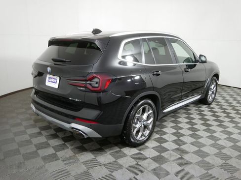 Used 2024 BMW X3 xDrive30i image 3