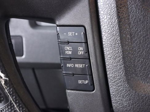 Used 2013 Ford F150 XLT AWD/4WD image 13