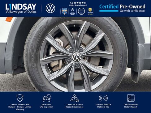 Certified 2022 Volkswagen Tiguan SE w/ Panoramic Sunroof Package image 8