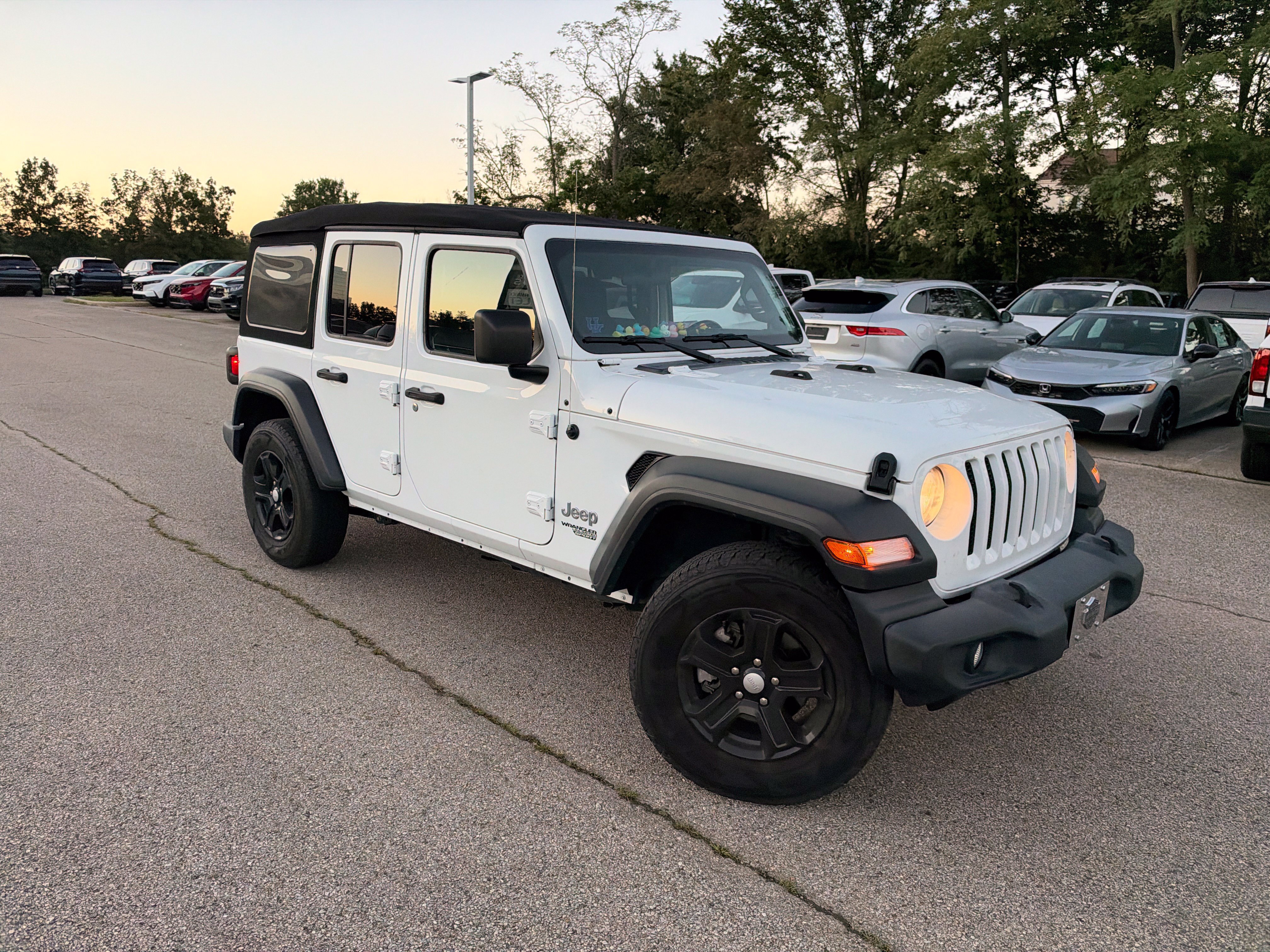 Used 2021 Jeep Wrangler Unlimited Sport AWD/4WD image 18