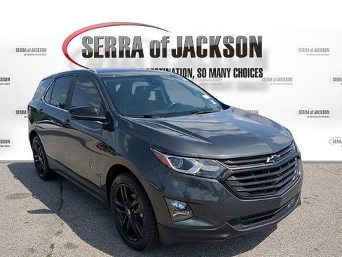 Used 2021 Chevrolet Equinox LT image 2