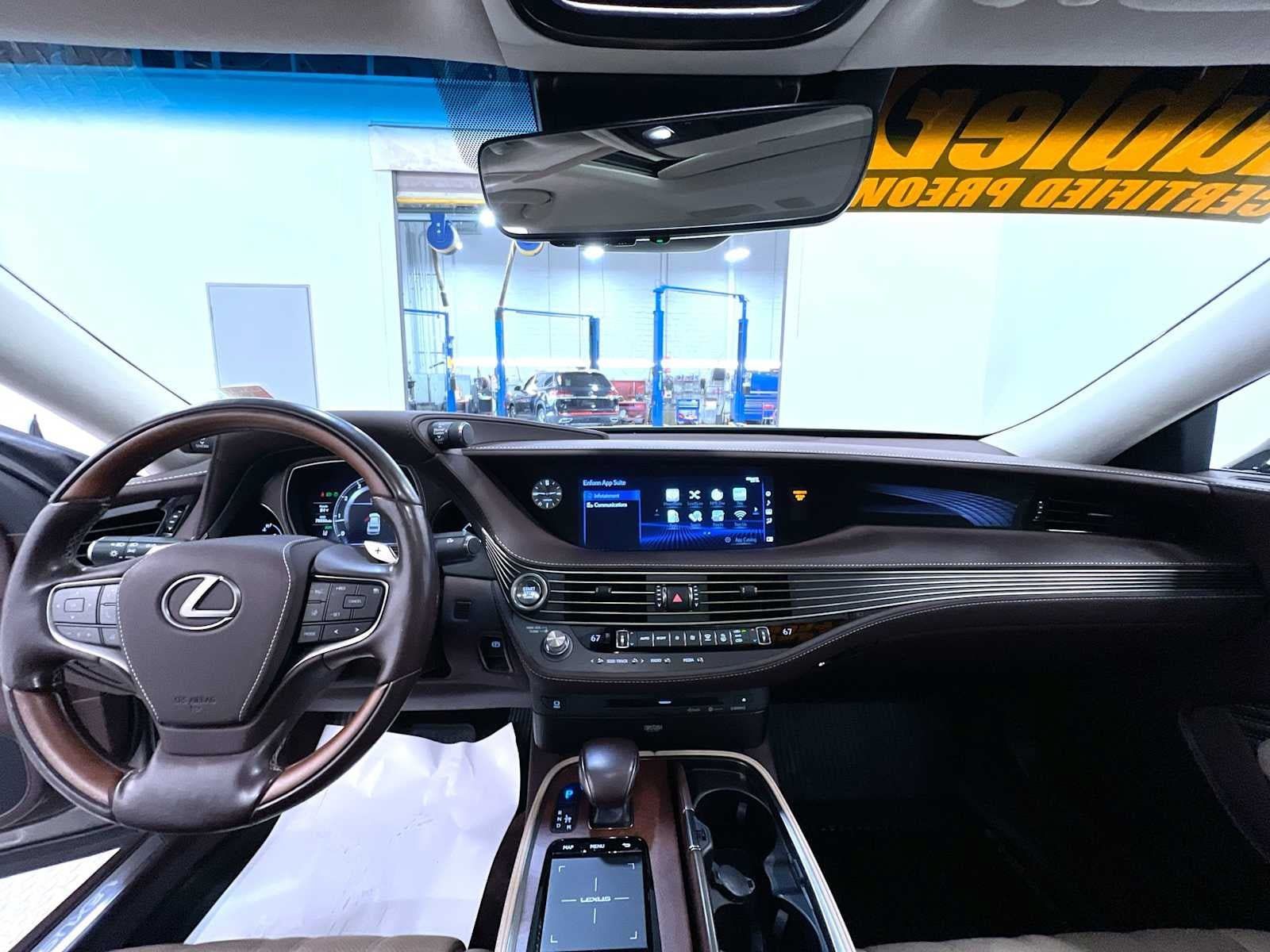 Used 2019 Lexus LS 500 AWD image 22