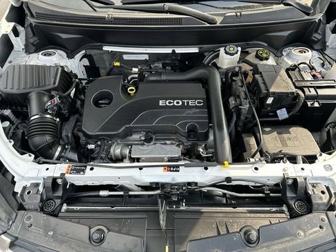 Used 2022 Chevrolet Equinox Premier AWD/4WD image 19