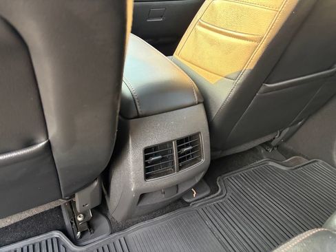 Used 2014 Ford Edge Limited w/ Equipment Group 302A AWD/4WD image 27