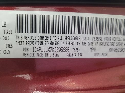 Used 2019 Jeep Cherokee Latitude Plus w/ Comfort/Convenience Group image 33