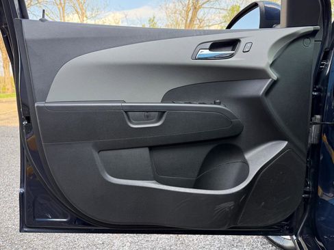 Used 2015 Chevrolet Sonic LT w/ Wheels and Fog Lamp Package FWD image 19