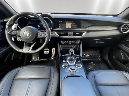 Used 2024 Alfa Romeo Stelvio Sprint AWD/4WD image 7