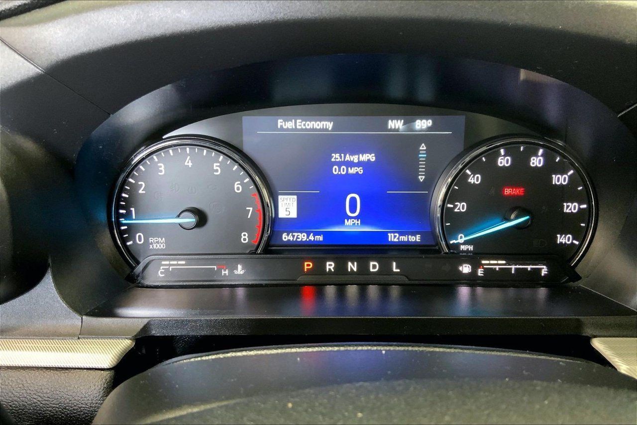 Used 2023 Ford Explorer XLT w/ Equipment Group 202A RWD image 18