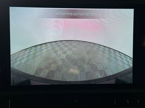 Used 2025 Jeep Wrangler Sahara image 22