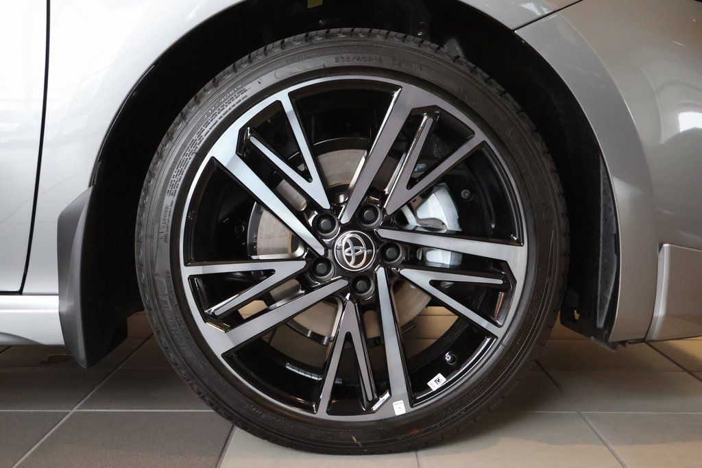 Used 2026 Toyota Camry XSE FWD image 15