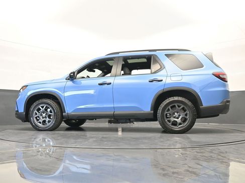 Used 2025 Honda Pilot TrailSport image 64