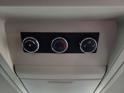 Used 2010 Chrysler Town & Country Touring image 24