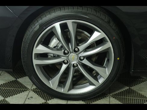 Used 2025 Chevrolet Malibu LT FWD image 10