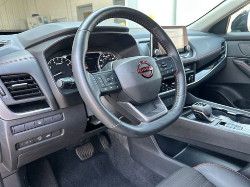 Used 2025 Nissan Rogue Rock Creek w/ Rock Creek Premium Package AWD/4WD image 14