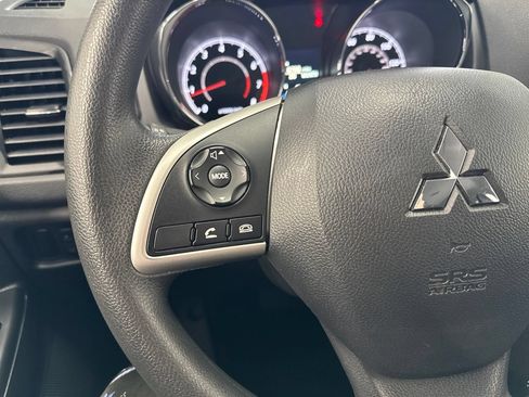 Used 2025 Mitsubishi Outlander Sport ES AWD/4WD image 18