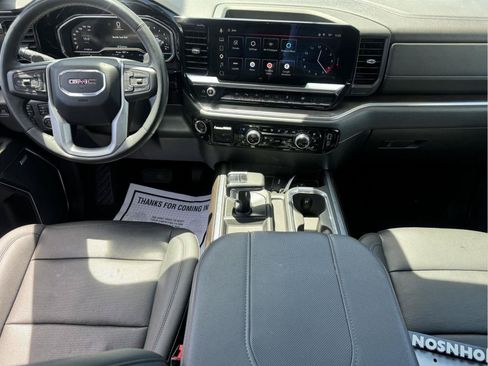 Used 2023 GMC Sierra 1500 SLT w/ SLT Premium Plus Package AWD/4WD image 13