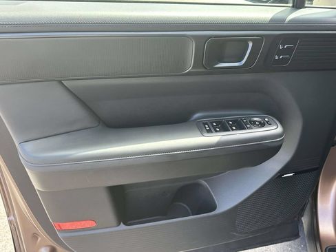 Used 2025 Hyundai Santa Fe Calligraphy AWD/4WD image 22
