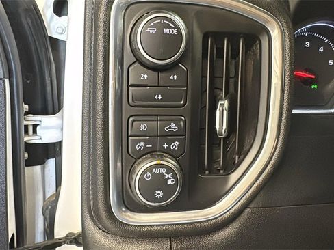 Used 2023 Chevrolet Silverado 2500 LT w/ Convenience Package image 15