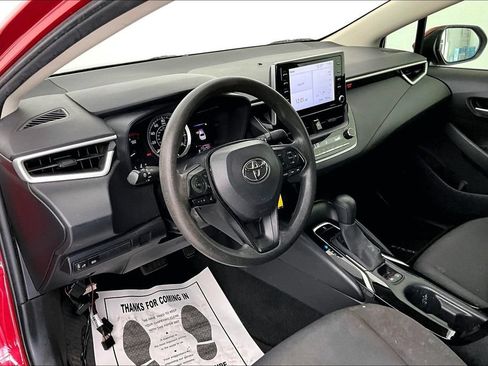 Used 2021 Toyota Corolla LE FWD image 14