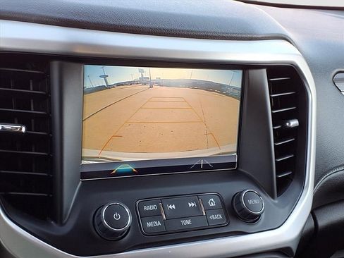 Used 2019 GMC Acadia SLT image 11