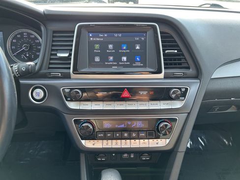 Used 2019 Hyundai Sonata SEL w/ Winter Weather Package image 25