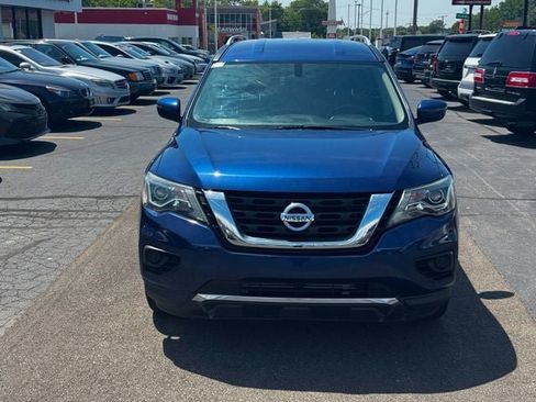 Used 2017 Nissan Pathfinder S AWD/4WD image 2