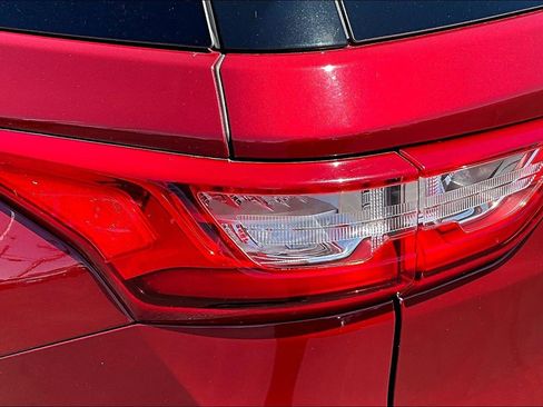 Used 2019 Chevrolet Traverse LT w/ LPO, Cargo Package FWD image 22