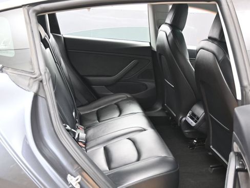 Used 2020 Tesla Model 3 Long Range AWD/4WD image 35