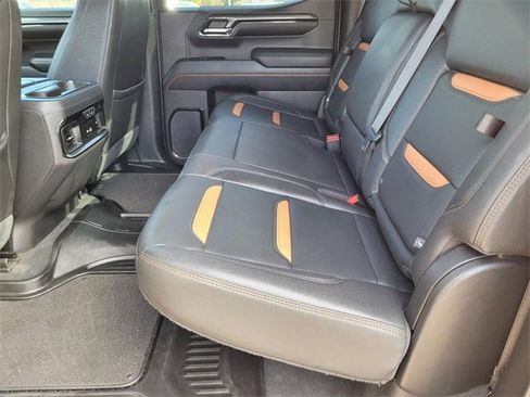 Used 2022 GMC Sierra 1500 AT4 w/ AT4 Premium Package image 18