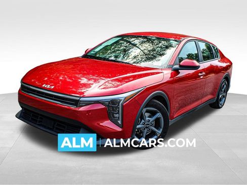 Used 2025 Kia K4 FWD image 1