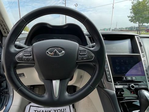 Used 2015 INFINITI Q50 Premium w/ Navigation Package RWD image 19