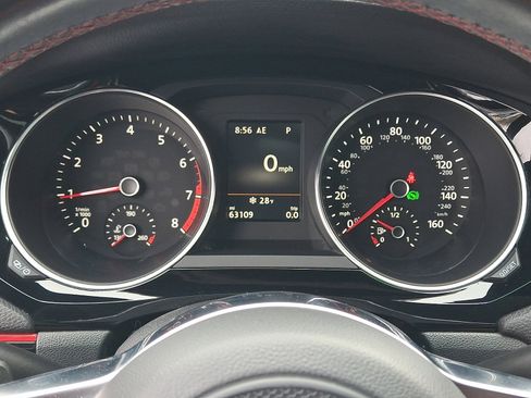 Used 2017 Volkswagen Jetta GLI image 22