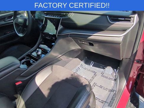 Certified 2023 Jeep Grand Cherokee L Laredo AWD/4WD image 36