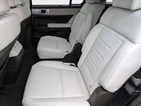 New 2025 Hyundai Santa Fe Calligraphy image 16