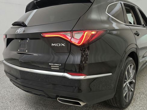 Used 2024 Acura MDX SH-AWD w/ Technology Package image 32
