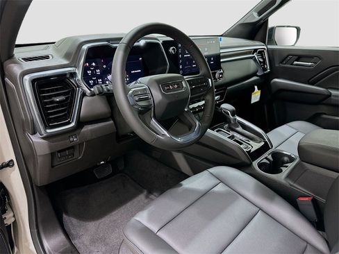 New 2026 GMC Canyon Elevation w/ Convenience Package image 9