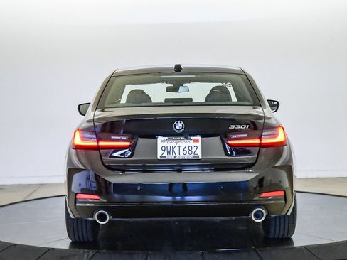 Used 2026 BMW 330i Sedan w/ Premium Package RWD image 3