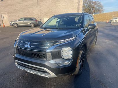Used 2024 Mitsubishi Outlander SE