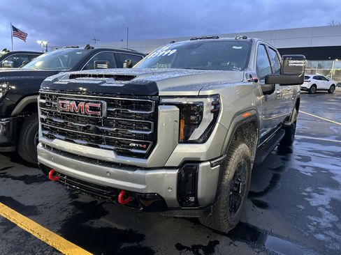 New 2026 GMC Sierra 2500 AT4 w/ AT4 Premium Plus Package image 3