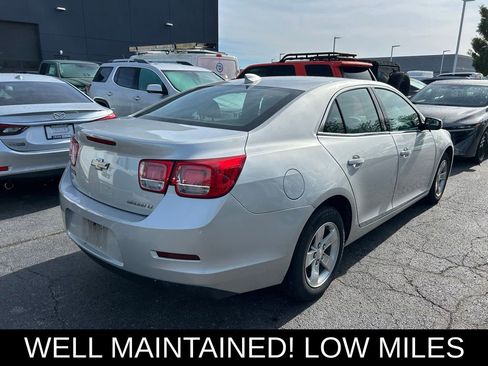 Used 2015 Chevrolet Malibu LT FWD image 3