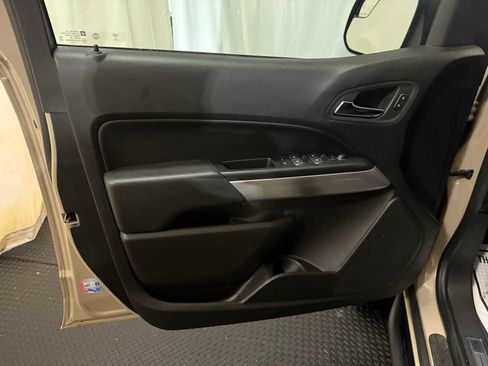 Used 2021 Chevrolet Colorado ZR2 image 21