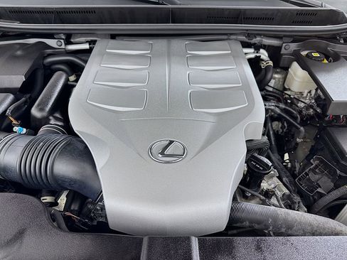 Certified 2023 Lexus GX 460 Premium w/ Premium Package AWD/4WD image 31