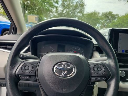 Used 2024 Toyota Corolla LE FWD image 16